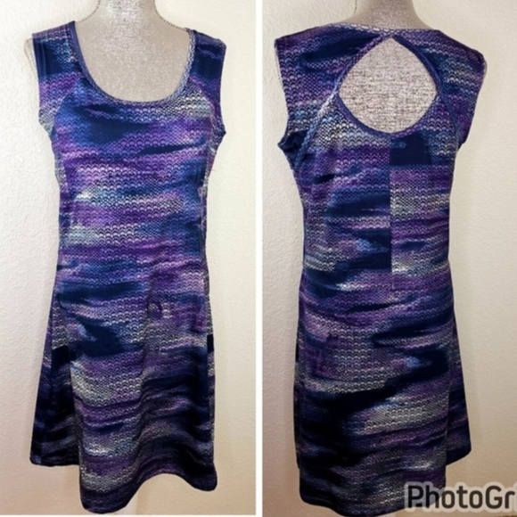 Peace & Pearls Dresses & Skirts - Peace & Pearls Mermaid Print Stretchy Pullover Dress